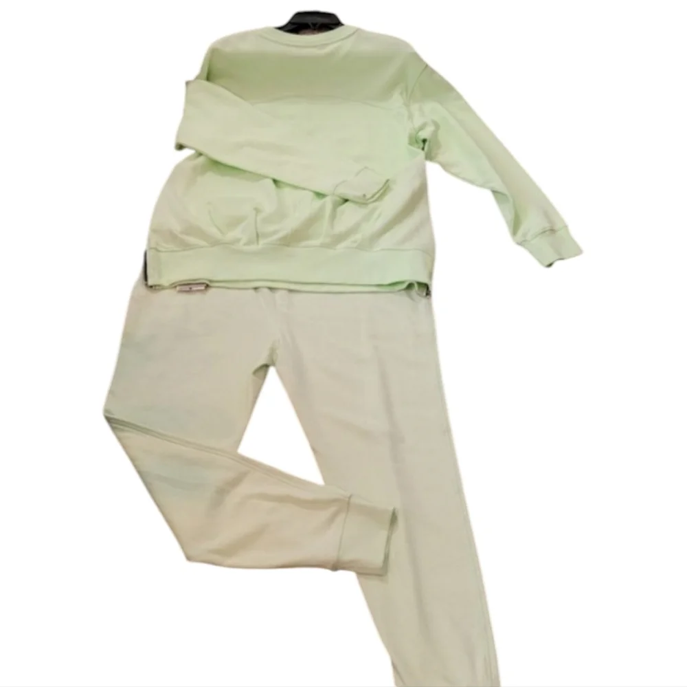 DKNY Green Jogger matching Set Lounge Set  NWT Sz L